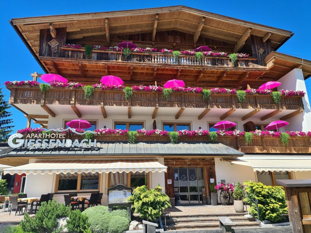 Hotel Giessenbach フューゲン エクステリア 写真