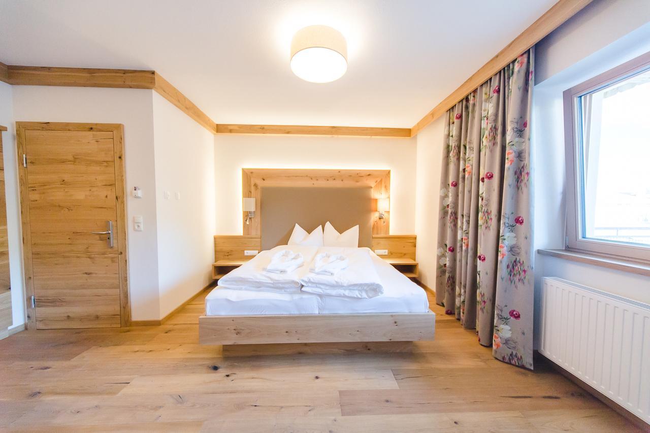 Hotel Giessenbach フューゲン エクステリア 写真